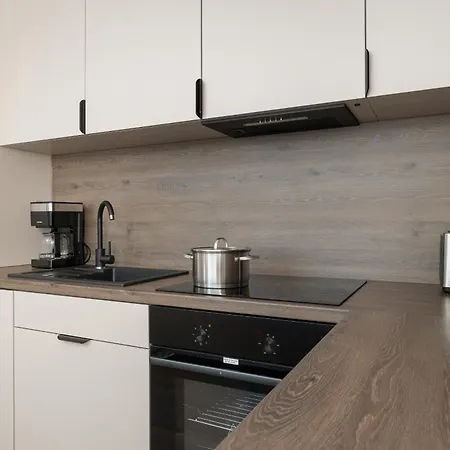 Cosy In The Centre Of With Parking By Renters * Катовице