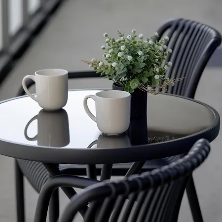 Апартаменты Cosy In The Centre Of With Parking By Renters