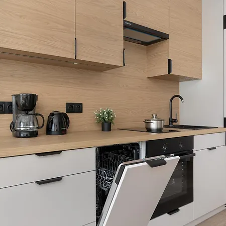 Cosy In The Centre Of With Parking By Renters Апартаменты