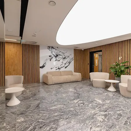 Апартаменты Cosy In The Centre Of With Parking By Renters Катовице
