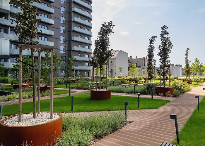 Cosy In The Centre Of With Parking By Renters * Катовице