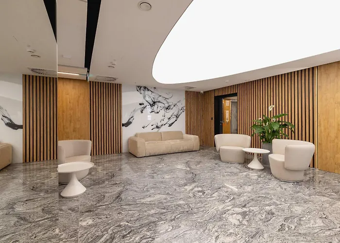 Cosy In The Centre Of With Parking By Renters Апартаменты